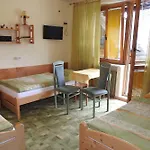 Pod Brzozami Гостевой дом Корбелюв